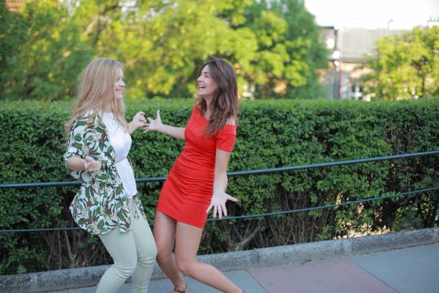 幼馴染の夢の意味を診断 18のパターン別心理状態まとめ 夢意味 Com